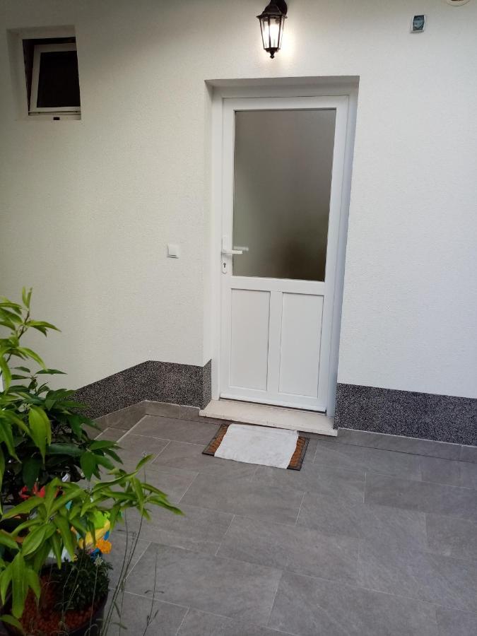 Udobna Soba Za Dvoje Hotel Đảo Hvar Ngoại thất bức ảnh
