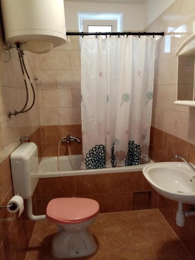 Udobna Soba Za Dvoje Hotel Đảo Hvar Ngoại thất bức ảnh